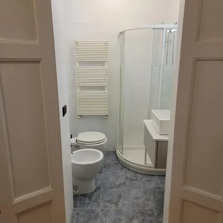 Station 1 * باري