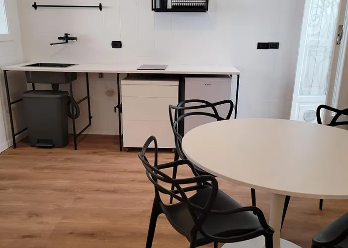 Station 1 Apartment Bari